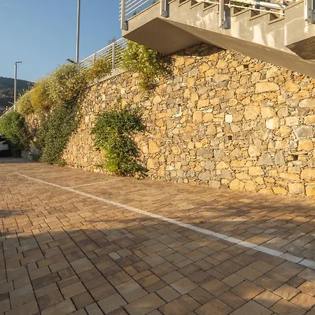Apartman 5 Minutes From The Beaches Relax By The Pool
